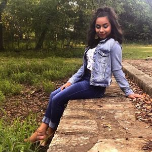 Meet your Posher, Genesis